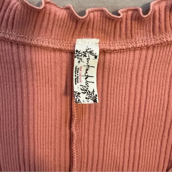 Intimately Free People Fall For You Ruffled Tie Front Ribbed Blouse Coral - Picture 2 of 9